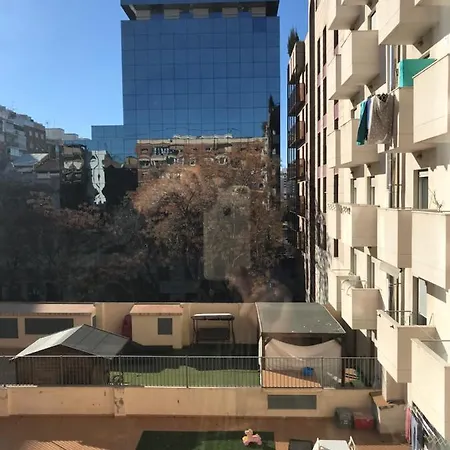 City, Quiet, Families, Homeworking, 3 Bed Valencia
